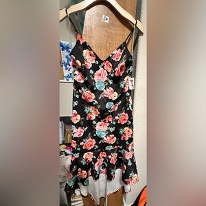NWT Charlotte Russe Women’s Large Black Body Con Ruffle Floral Dress Nightlife